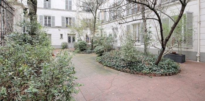 Image 8 sur 8 - Appartement  ·  Vente · Paris (75017) · 2 pièces · 52m²