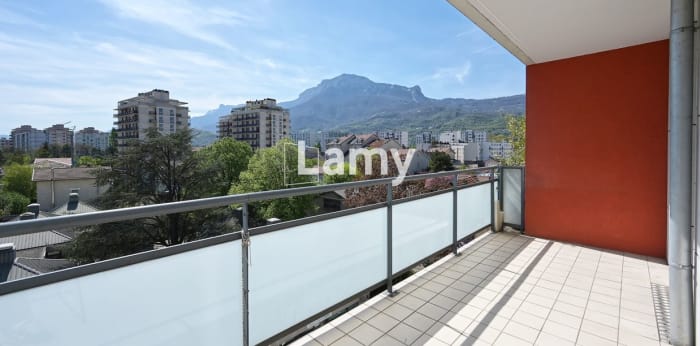 Image 1 sur 10 - Appartement  ·  Vente · Grenoble (38100) · 3 pièces · 65m²