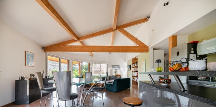 Image 2 sur 15 - Maison/villa  ·  Vente · Aix En Provence (13100) · 8 pièces · 400m²