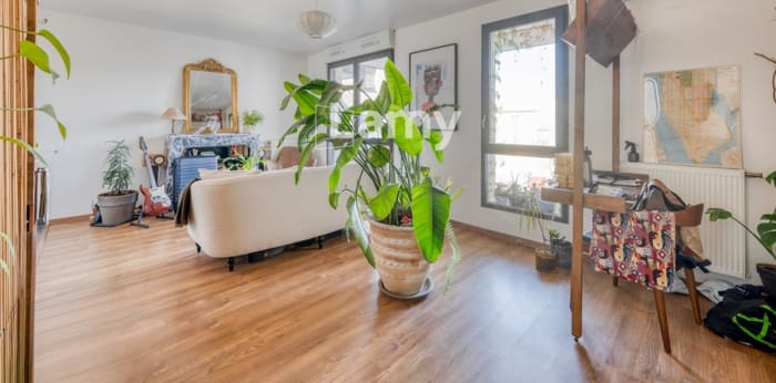 Image 1 sur 12 - Appartement  ·  Vente · Bordeaux (33300) · 1 pièce · 36m²