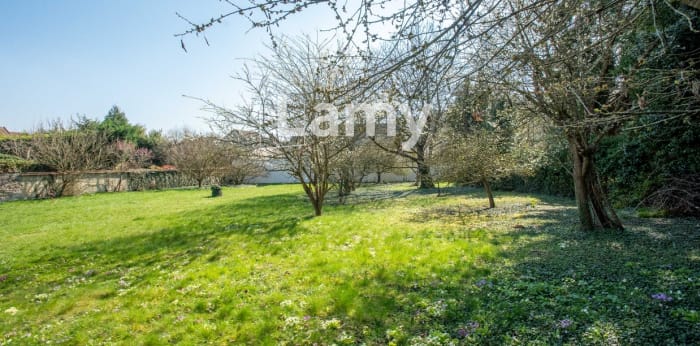 Image 5 sur 10 - Terrain  ·  Vente · Jouy Le Moutier (95280) · 700m²