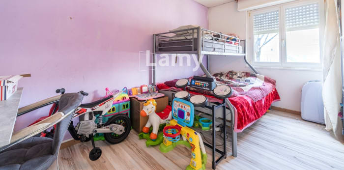 Image 6 sur 8 - Appartement  ·  Vente · Mulhouse (68200) · 3 pièces · 60m²