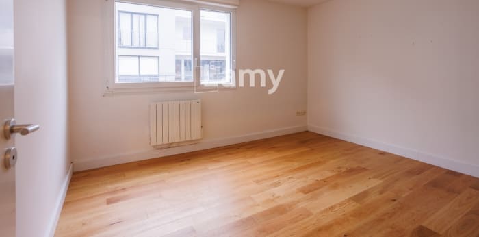 Image 5 sur 6 - Appartement  ·  Vente · Valenciennes (59300) · 4 pièces · 101m²