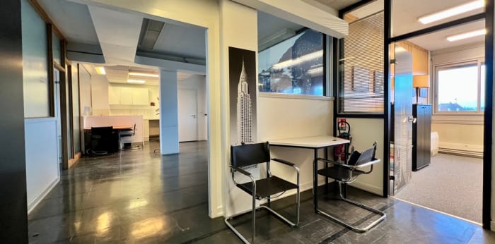 Image 3 sur 8 - Bureaux  ·  Vente · Strasbourg (67000) · 5 pièces · 134m²