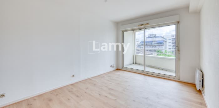 Image 1 sur 9 - Appartement  ·  Vente · Bordeaux (33000) · 2 pièces · 39m²