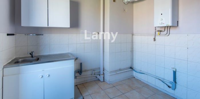 Image 6 sur 11 - Appartement  ·  Vente · Salon De Provence (13300) · 55m²