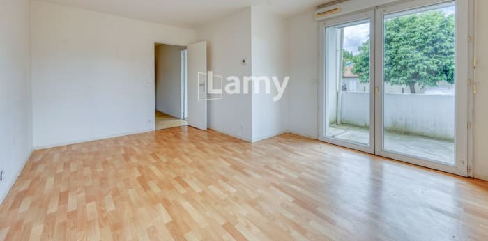 Image 4 sur 11 - Appartement  ·  Vente · Cenon (33150) · 2 pièces · 60m²
