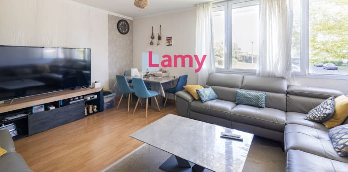 Image 6 sur 10 - Appartement  ·  Vente · St Michel Sur Orge (91240) · 4 pièces · 93m²