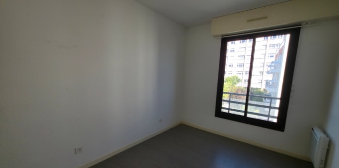Image 5 sur 10 - Appartement  ·  Vente · Bordeaux (33200) · 3 pièces · 69m²