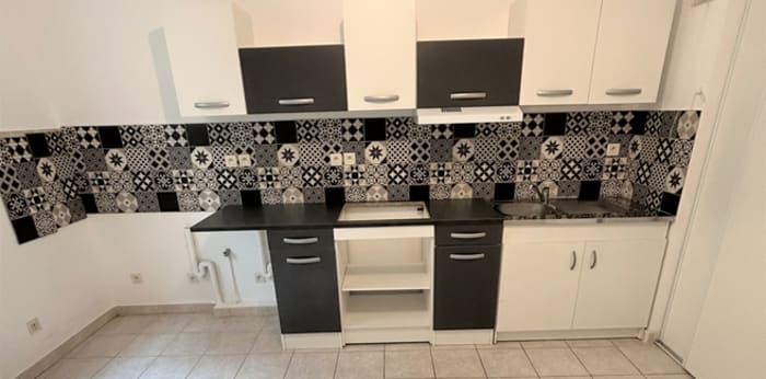 Image 4 sur 10 - Appartement  ·  Vente · Martigues (13500) · 1 pièce · 28m²