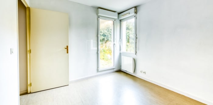 Image 8 sur 9 - Appartement  ·  Vente · Cergy (95800) · 2 pièces · 45m²