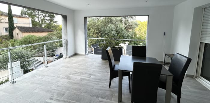 Image 16 sur 17 - Maison/villa  ·  Vente · Allauch (13190) · 4 pièces · 140m²