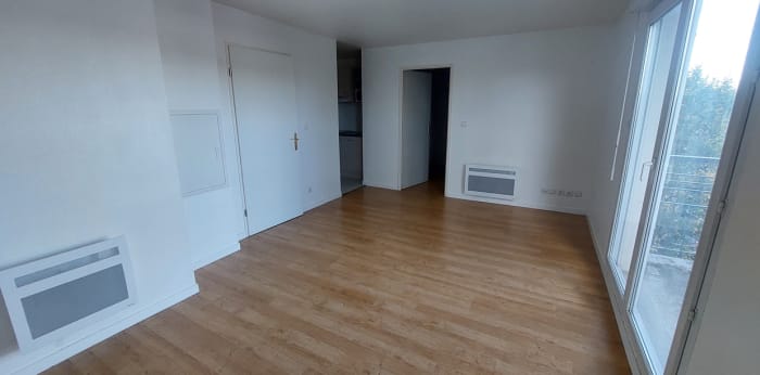 Image 2 sur 7 - Appartement  ·  Vente · Creil (60100) · 2 pièces · 37m²