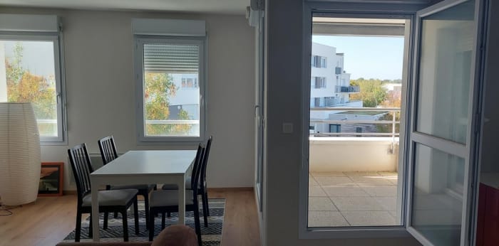 Image 1 sur 6 - Appartement  ·  Vente · La Roche Sur Yon (85000) · 3 pièces · 67m²