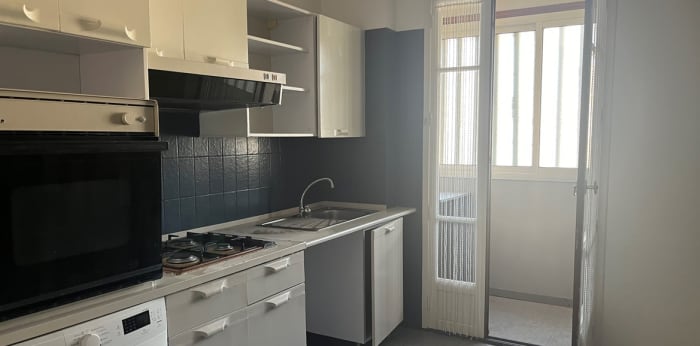 Image 1 sur 4 - Appartement  ·  Vente · Marseille (13010) · 3 pièces · 61m²