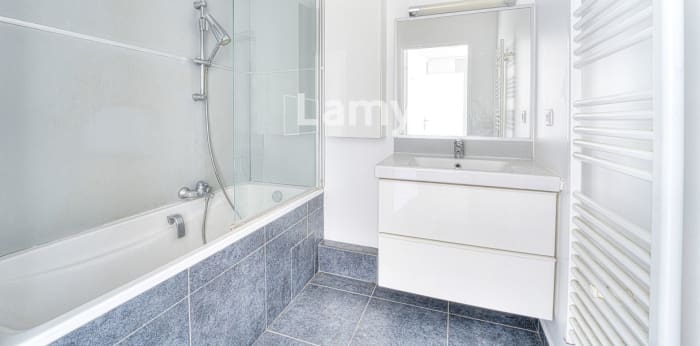 Image 5 sur 13 - Appartement  ·  Vente · Nice (06200) · 4 pièces · 85m²
