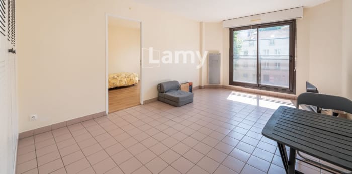 Image 1 sur 8 - Appartement  ·  Vente · Chaville (92370) · 2 pièces · 45m²