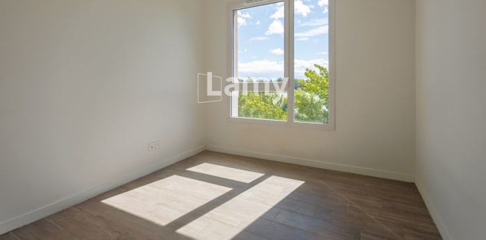 Image 9 sur 13 - Appartement  ·  Vente · Monteux (84170) · 3 pièces · 73m²