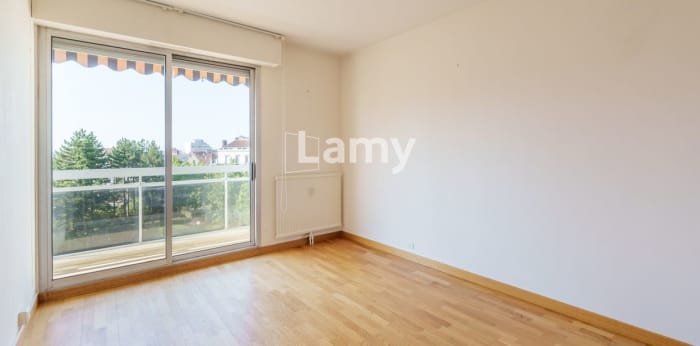 Image 4 sur 6 - Appartement  ·  Vente · Dijon (21000) · 5 pièces · 109m²