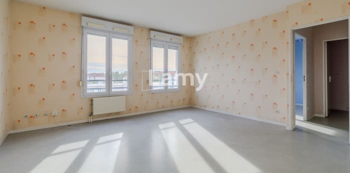 Image 1 sur 11 - Appartement  ·  Vente · Lyon 07 (69007) · 2 pièces · 57m²
