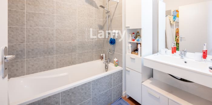 Image 8 sur 12 - Maison/villa  ·  Vente · Parempuyre (33290) · 3 pièces · 65m²