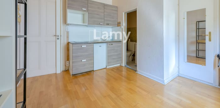 Image 4 sur 17 - Appartement  ·  Vente · Aix Les Bains (73100) · 1 pièce · 14m²