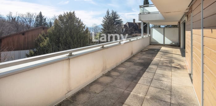 Image 3 sur 11 - Appartement  ·  Vente · La Tronche (38700) · 3 pièces · 68m²