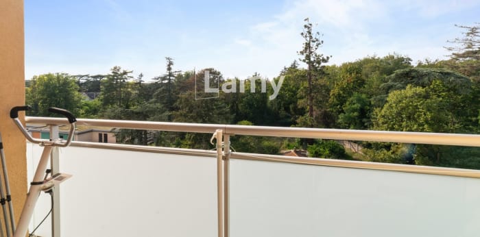 Image 14 sur 15 - Appartement  ·  Vente · Oullins Pierre Benite (69600) · 4 pièces · 63m²