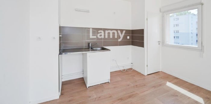 Image 10 sur 14 - Appartement  ·  Vente · Orleans (45100) · 2 pièces · 44m²