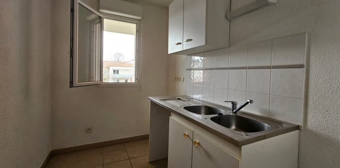 Image 5 sur 10 - Appartement  ·  Vente · Belin Beliet (33830) · 3 pièces · 65m²