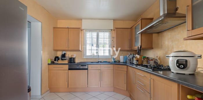 Image 4 sur 11 - Maison/villa  ·  Vente · Deville Les Rouen (76250) · 4 pièces · 100m²