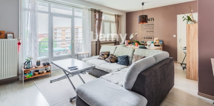 Image 1 sur 10 - Appartement  ·  Vente · Montigny Les Metz (57950) · 5 pièces · 89m²