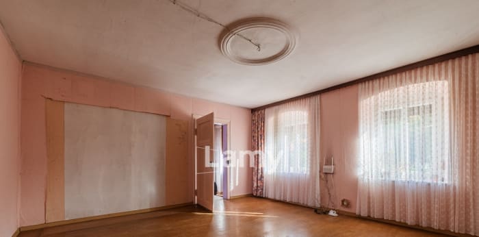 Image 9 sur 13 - Maison/villa  ·  Vente · Sturzelbronn (57230) · 8 pièces · 166m²