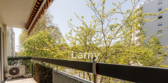 Image 3 sur 9 - Appartement  ·  Vente · Lyon (69006) · 3 pièces · 78m²