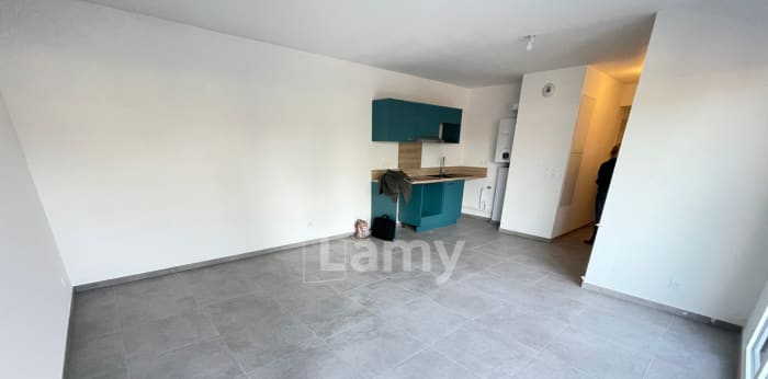 Image 2 sur 9 - Appartement  ·  Location · Bourg En Bresse (01000) · 2 pièces · 51m²