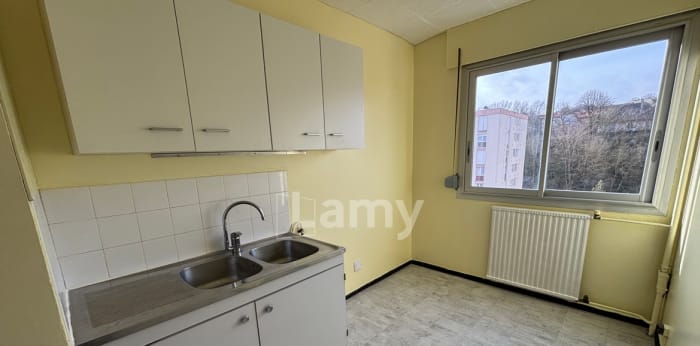 Image 7 sur 12 - Appartement  ·  Location · Dijon (21000) · 2 pièces · 46m²