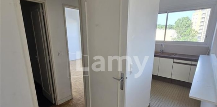 Image 3 sur 7 - Appartement  ·  Location · Chatenay Malabry (92290) · 2 pièces · 42m²