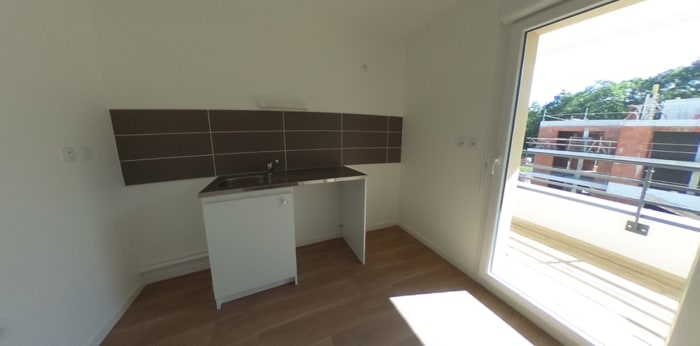 Image 4 sur 9 - Appartement  ·  Location · La Roche Sur Yon (85000) · 1 pièce · 30m²