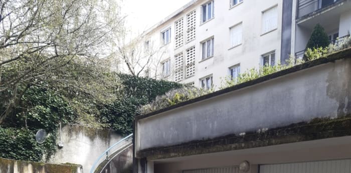 Image 3 sur 5 - Parking/box  ·  Location · Nantes (44100) · 10m²
