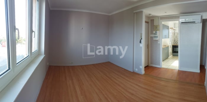 Image 5 sur 15 - Appartement  ·  Location · Vandoeuvre Les Nancy (54500) · 2 pièces · 41m²