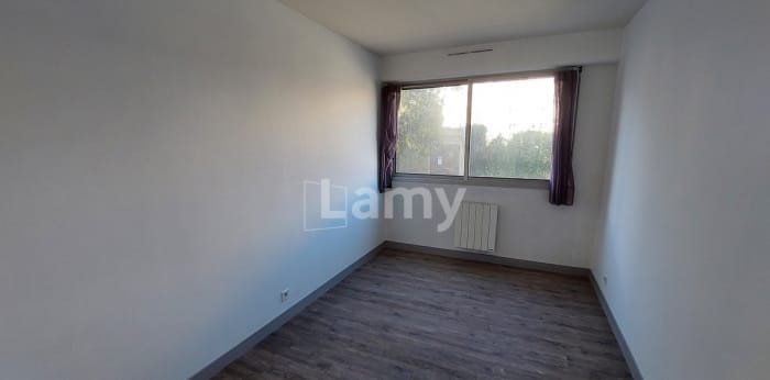 Image 7 sur 11 - Appartement  ·  Location · Issoire (63500) · 4 pièces · 83m²