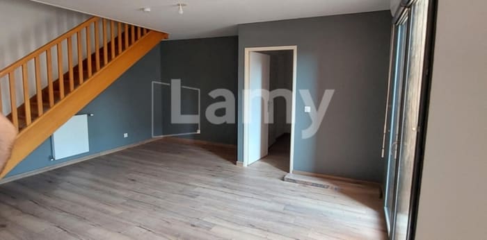 Image 3 sur 7 - Appartement  ·  Location · Bordeaux (33300) · 4 pièces · 77m²