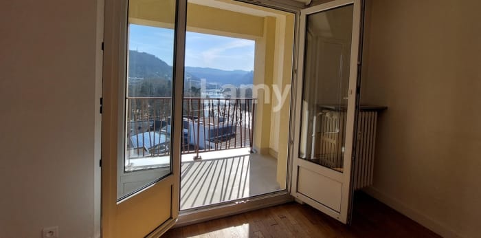 Image 1 sur 12 - Appartement  ·  Location · Besancon (25000) · 3 pièces · 62m²