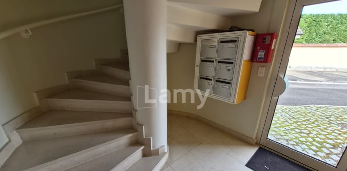Image 11 sur 13 - Appartement  ·  Location · Sens (89100) · 3 pièces · 69m²