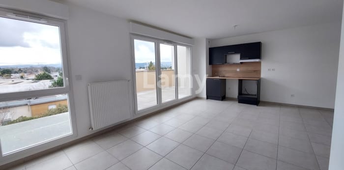 Image 1 sur 8 - Appartement  ·  Location · Valence (26000) · 3 pièces · 65m²