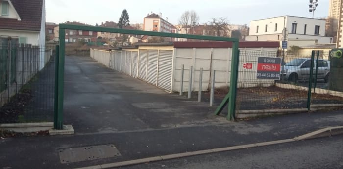 Image 2 sur 3 - Parking/box  ·  Location · Montataire (60160) · 1m²