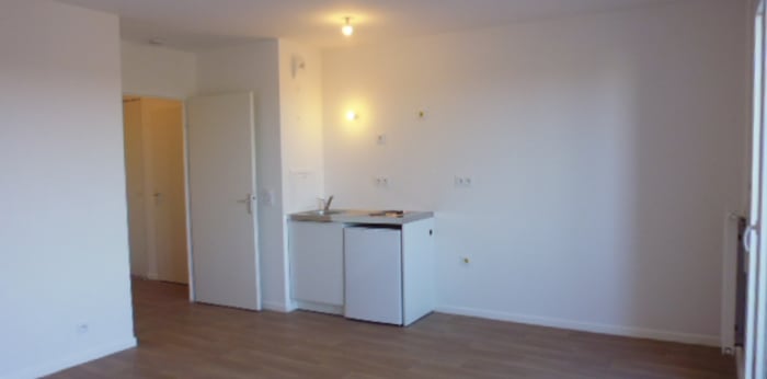 Image 1 sur 6 - Appartement  ·  Location · Evry Courcouronnes (91000) · 1 pièce · 29m²