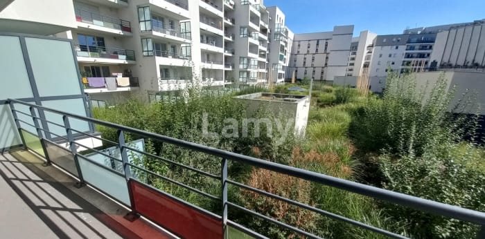 Image 7 sur 9 - Appartement  ·  Location · Clermont Ferrand (63000) · 3 pièces · 66m²