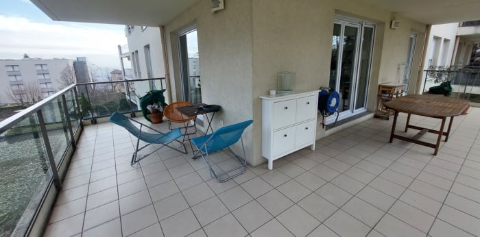 Image 2 sur 12 - Appartement  ·  Location · Ste Foy Les Lyon (69110) · 4 pièces · 92m²