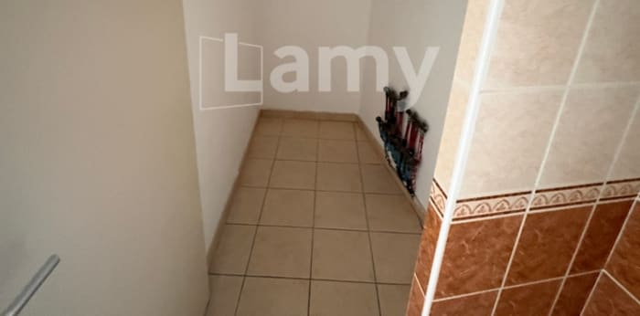 Image 12 sur 17 - Maison/villa  ·  Location · Piolenc (84420) · 5 pièces · 128m²